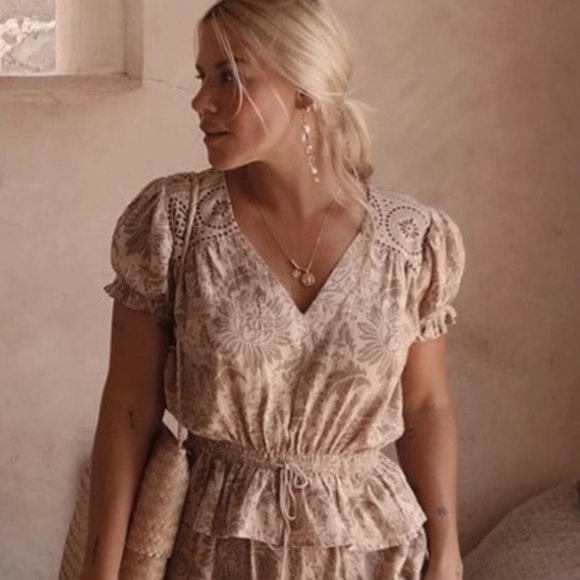 Spell Lioness Cap Sleeve Blouse - S - Picture 2 of 7